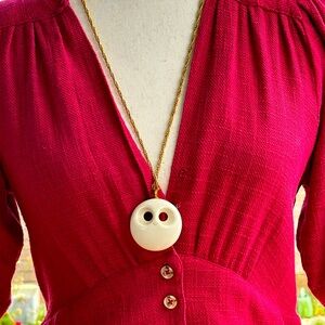 Crown Trifari Cream Lucite Ghost Owl Pendant On Gold Tone Chain Vintage 1960